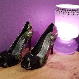 Buy 1 - Get 1 FREE: High heels - multi colored